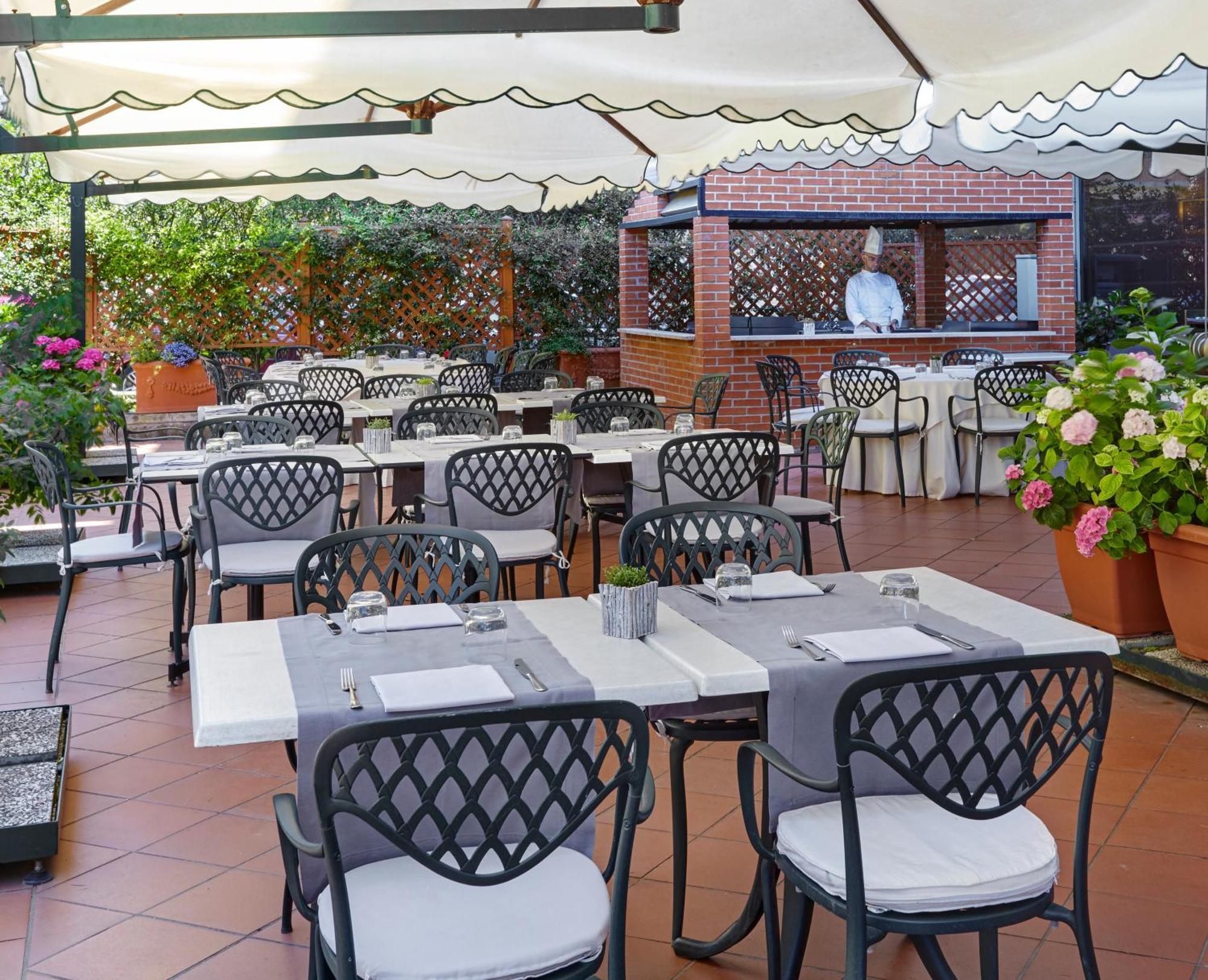 Готель Crowne Plaza Rome St. Peter'S By Ihg Екстер'єр фото
